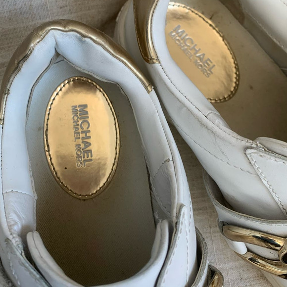 MICHAEL KORS Women's Kenna‎ Embellished Sneakers In Optic White Leather - Picture 7 of 11